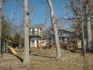 4488 Lake Dr, Canandaigua, NY 14424
