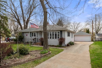 156 Gregor Ct, Appleton, WI 54915