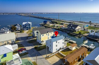 210 Smith St, Atlantic Beach, NC 28512
