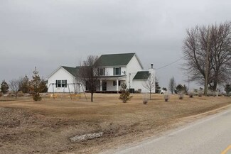 489 Earlville Rd, Earlville, IL 60518