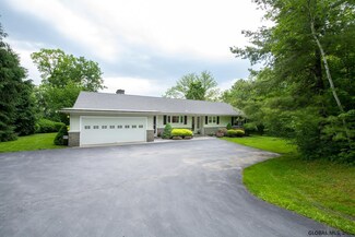219 Main St, Altamont, NY 12009
