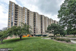 4500 S Four Mile Run Dr Unit 808, Arlington, VA 22204