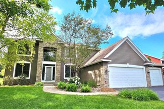 7184 Fawn Hill Rd, Chanhassen, MN 55317