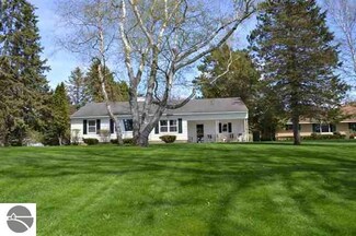 1725 N Intermediate Lake Rd, Central Lake, MI 49622