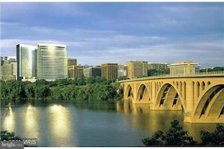 1111 19th St N Unit 1807, Arlington, VA 22209