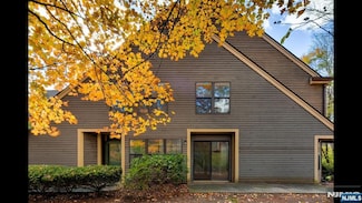 21 Plymouth Alley Unit F, West Milford, NJ 07480