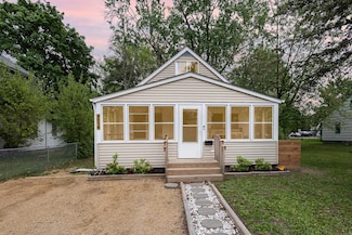 4654 Bald Eagle Ave, Saint Paul, MN 55110
