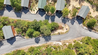 2954 Legacy Vista Dr, Sevierville, TN 37876