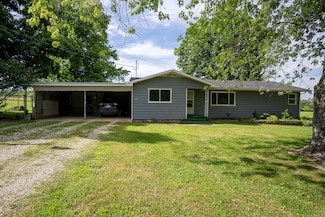 951 County Road 5740, Willow Springs, MO 65793