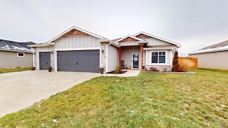 3312 SE Virgo Ave, Topeka, KS 66605