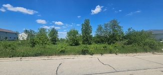 8413 N 99th St, Milwaukee, WI 53224