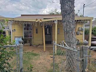 1809 San Enrique Ave, Laredo, TX 78040