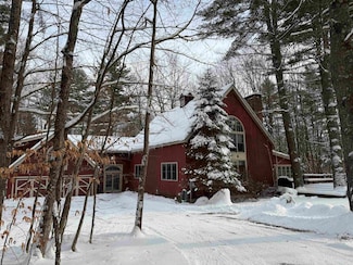 37 Burnt Hill Rd, Winhall, VT 05340