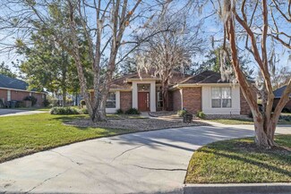 1999 Hickory Tree Ln, Tallahassee, FL 32303