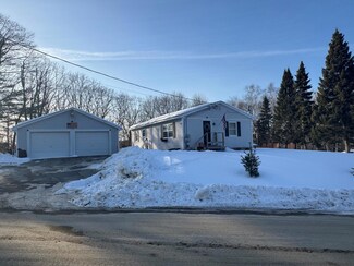 13 Oak Ridge Dr, Chelsea, ME 04330