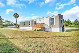 8111 Breeze Dr, North Fort Myers, FL 33917