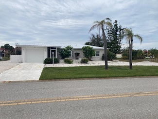 87 Rotonda Cir, Rotonda West, FL 33947