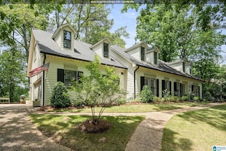 1950 River Way Dr, Birmingham, AL 35244