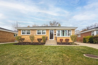 466 Radcliffe Ave, Des Plaines, IL 60016