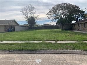 6744 Manchester St, New Orleans, LA 70126