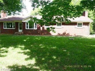 4541 Shattalon Dr, Winston Salem, NC 27106