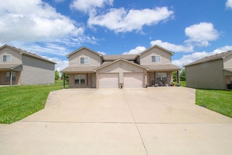 4000 Snowy Owl Dr Unit 4002, Columbia, MO 65202
