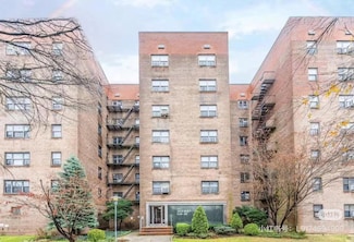 138-20 31st Rd Unit 2, Flushing, NY 11354