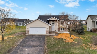 815 Cologne Ln, Waverly, MN 55390