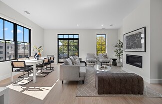 224 W 9th St Unit PH6, Boston, MA 02127