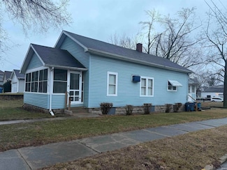 215 W Washington St, Culver, IN 46511