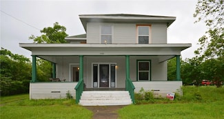 1402 E Chaffin St, Sherman, TX 75090