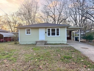 1415 Watkins St, Conway, AR 72034