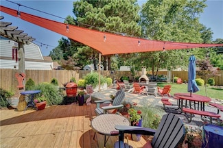 8479 Lynn River Rd, Norfolk, VA 23503