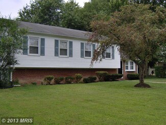 8206 Ackley St, Alexandria, VA 22309