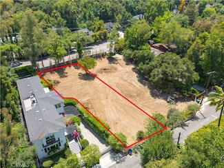 11452 Canton Dr, Los Angeles, CA 91604
