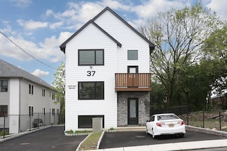37 Ewing Ave Unit 201, Spring Valley, NY 10977