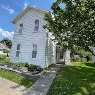 230 N Mulberry St, Tremont City, OH 45372