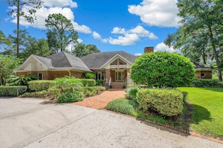 996 NW Scenic Lake Dr, Lake City, FL 32055