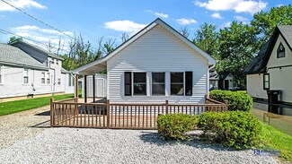 23016 W Lakeview Ave, Antioch, IL 60002
