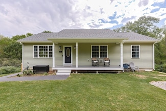 30 Town Farm Rd, North Brookfield, MA 01535
