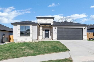 9923 Loma Alta Cir, Converse, TX 78109