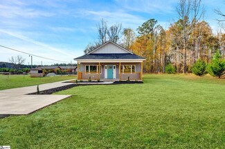 200 Dixon St, Clinton, SC 29325