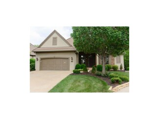 11353 Granada Ct, Leawood, KS 66211