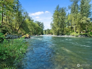7821 Moon Valley Rd SE, North Bend, WA 98045