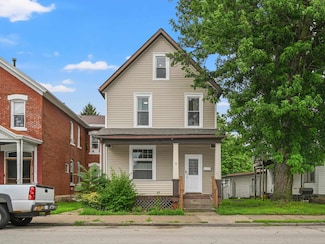 717 Rhomberg Ave, Dubuque, IA 52001