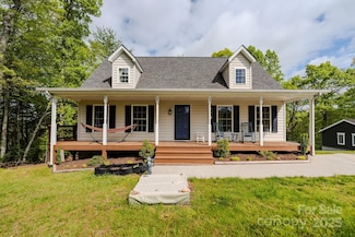 76 Overlook Pointe Dr, Spruce Pine, NC 28777
