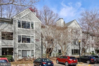 2222 Hunters Run Dr Unit 2222, Reston, VA 20191