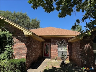 106 Chandler Ave, Gatesville, TX 76528