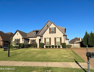 5607 Pinetree Loop E, Southaven, MS 38672