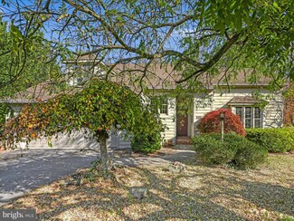 608 Glenwood Dr, Ephrata, PA 17522